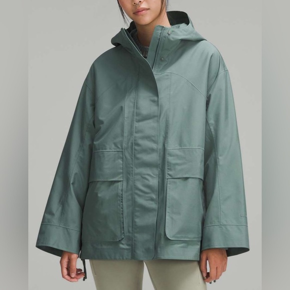 lululemon athletica Jackets & Blazers - NWOT Lululemon Oversized Hooded Rain Jacket Medium Forest